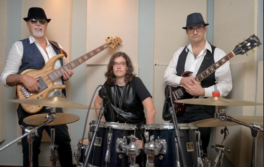 Banda: Skin Blues Trio