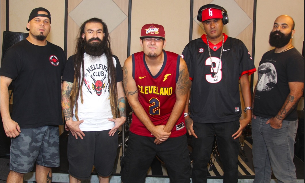 Novo Rock Brasil - Banda Alem Do Front