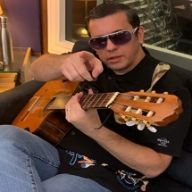 Rodrigo Rocker By Rodrigo Rocker